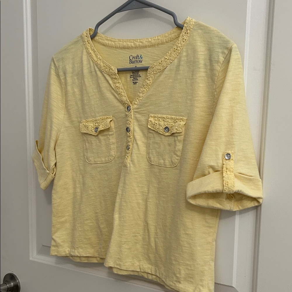 Croft & Barrow Women's Soft Yellow Blouse